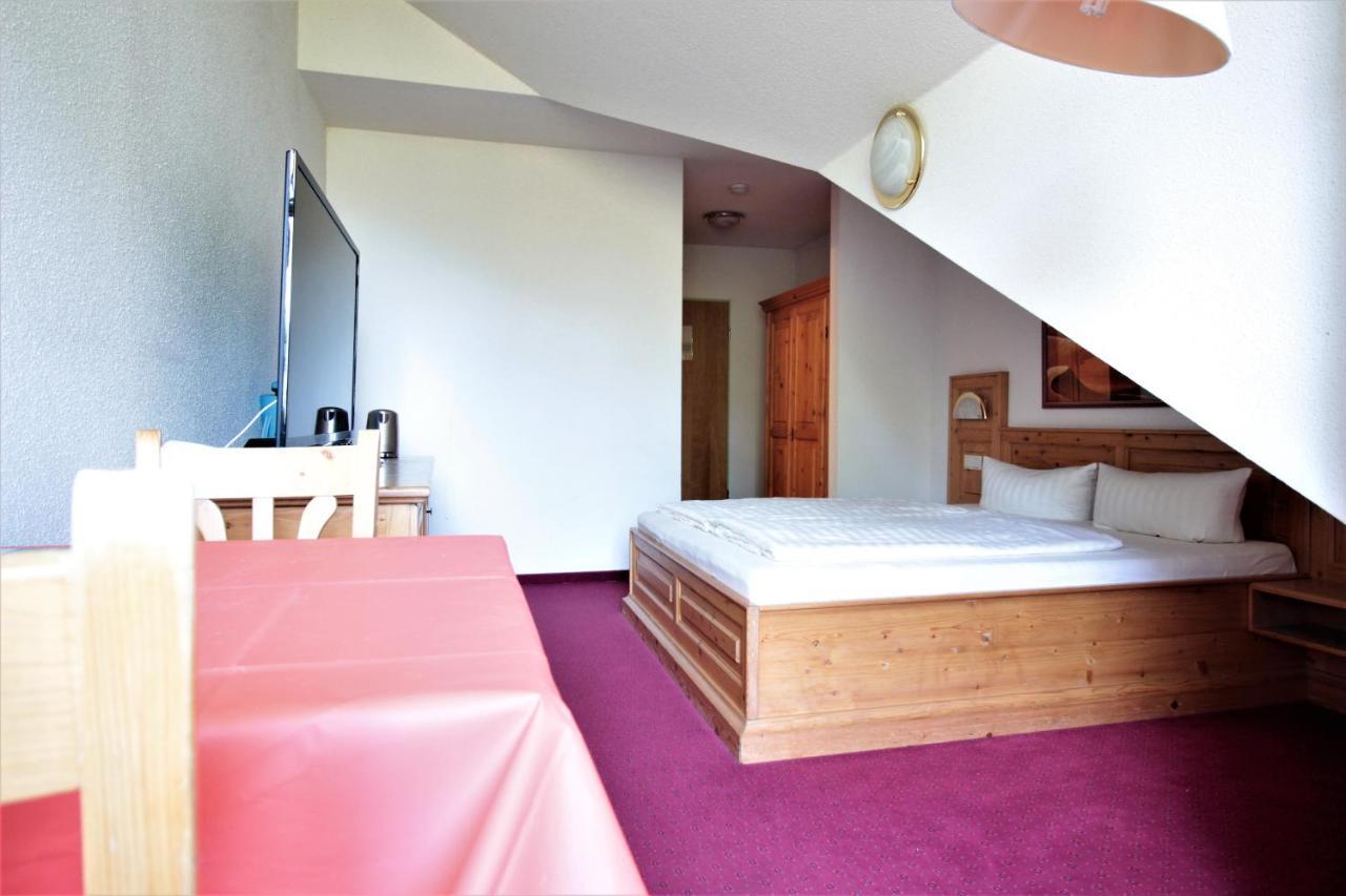 Ruhiges Doppelzimmer Im Hotel Ahornhof Линдберг Экстерьер фото