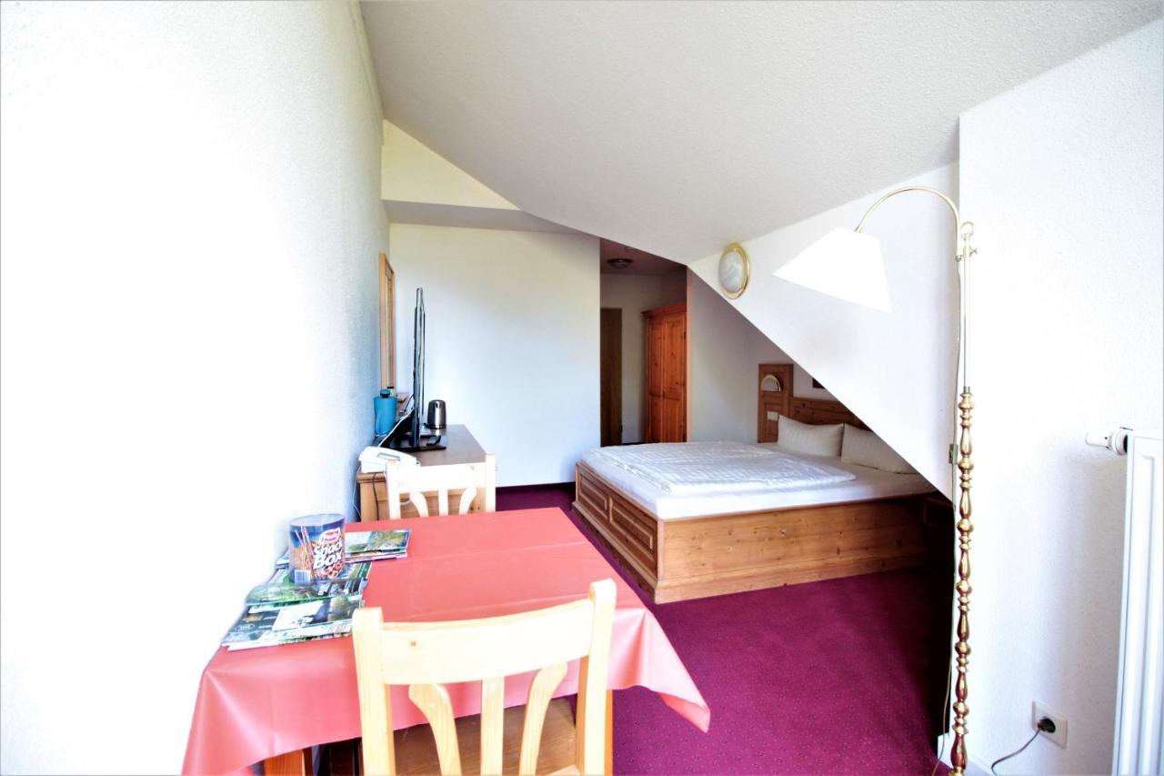 Ruhiges Doppelzimmer Im Hotel Ahornhof Линдберг Экстерьер фото